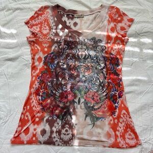 Vintage Women's Orange graphic t-shirt